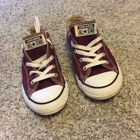 Converse - Picture 2 of 4